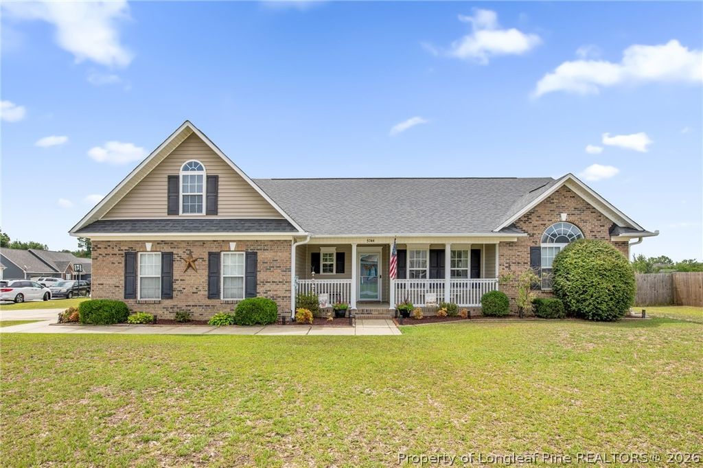 Photo of 5744 Azure Drive, Hope Mills, NC 28348 (MLS # 765927)