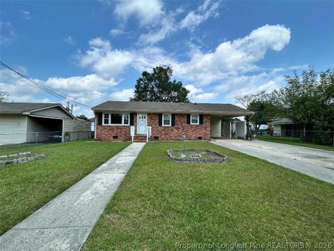 Photo of 511 E 18th Street E, Lumberton, NC 28358 (MLS # 768199)