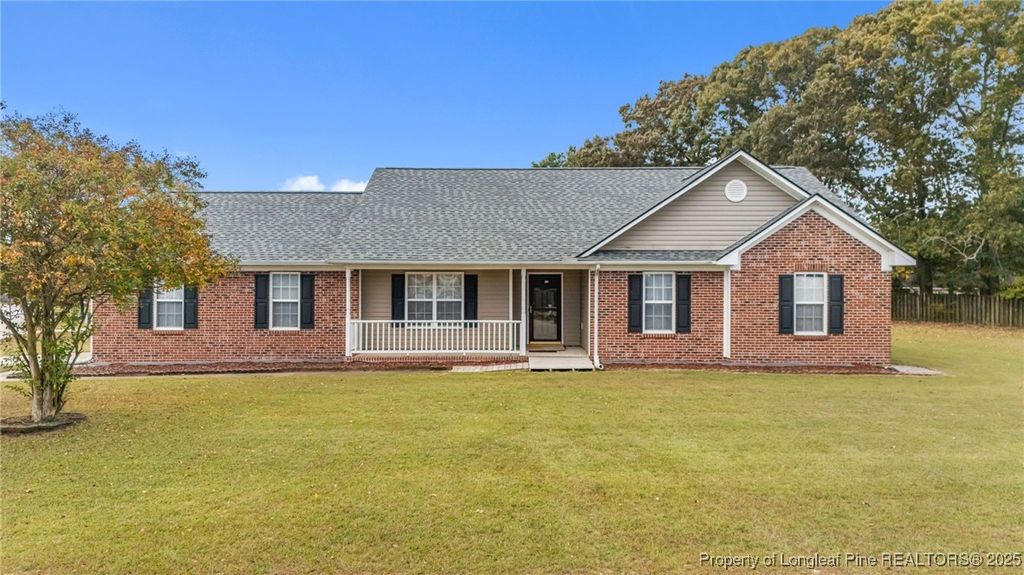 Photo of 117 Usher Court, Raeford, NC 28376 (MLS # 752402)