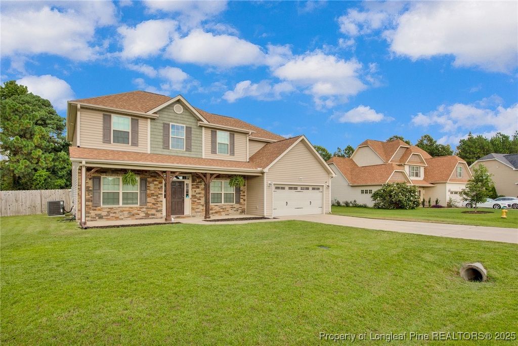 Photo of 809 Pecan Grove Loop, Hope Mills, NC 28348 (MLS # 747357)