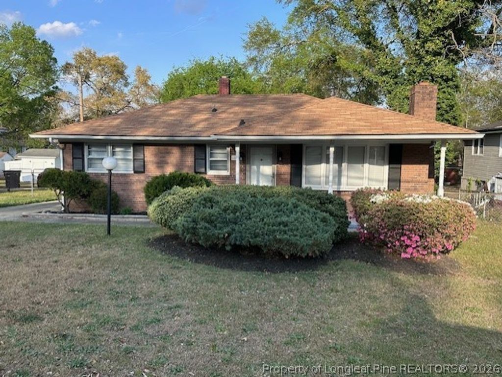 Photo of 1702 Edgecombe Avenue, Fayetteville, NC 28301 (MLS # 759656)