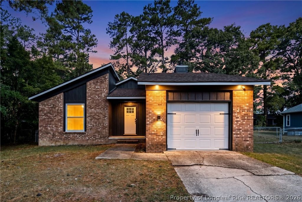 Photo of 142 Bunker Hill Road, Fayetteville, NC 28314 (MLS # 764536)