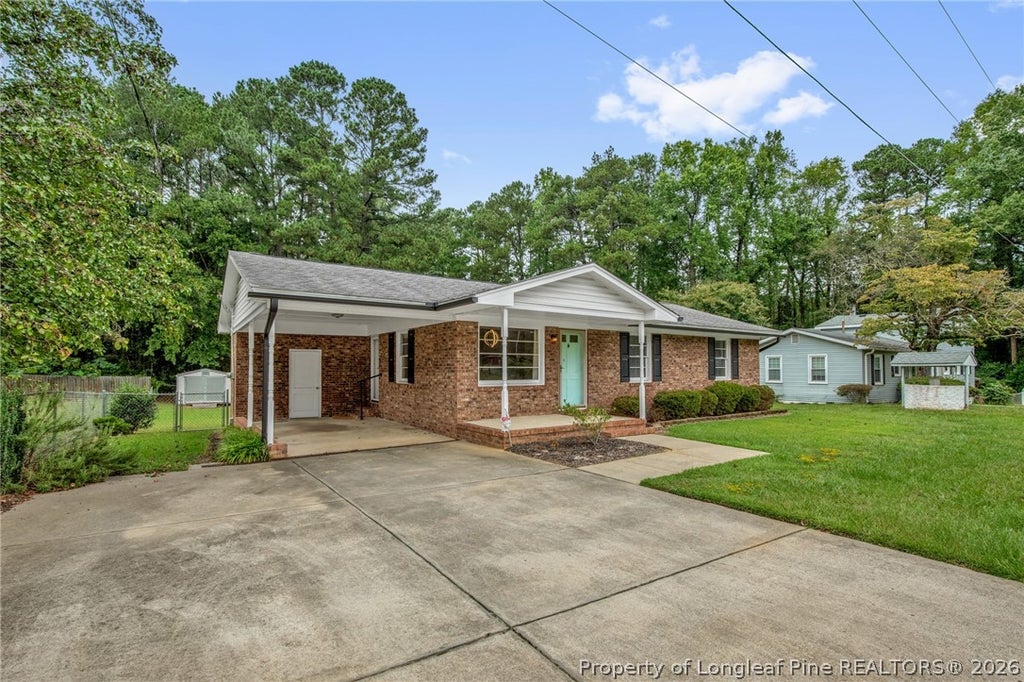Photo of 3858 Red Oak Drive, Fayetteville, NC 28306 (MLS # 769938)