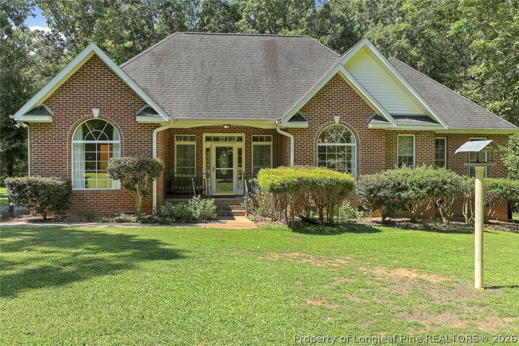 Photo of 348 Doe Run Drive, Sanford, NC 27330 (MLS # 767543)
