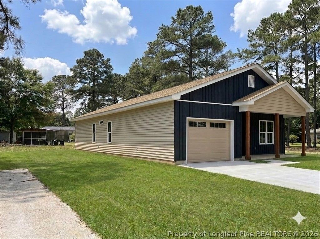 Photo of 312 Scurlock Court, Raeford, NC 28376 (MLS # 762913)