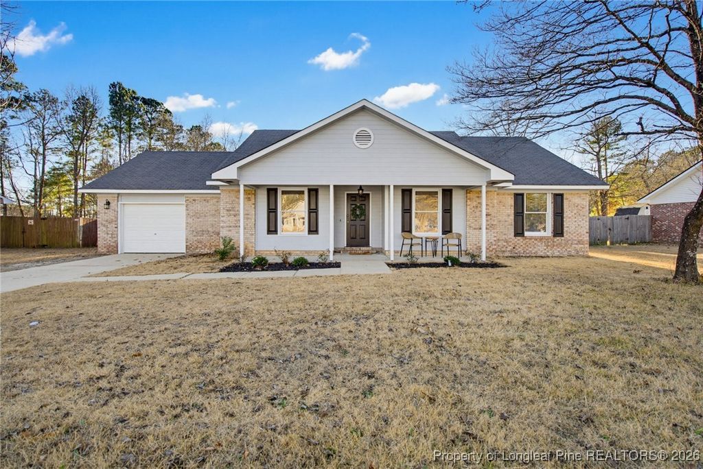 Photo of 419 Woodberry Circle, Raeford, NC 28376 (MLS # 755044)