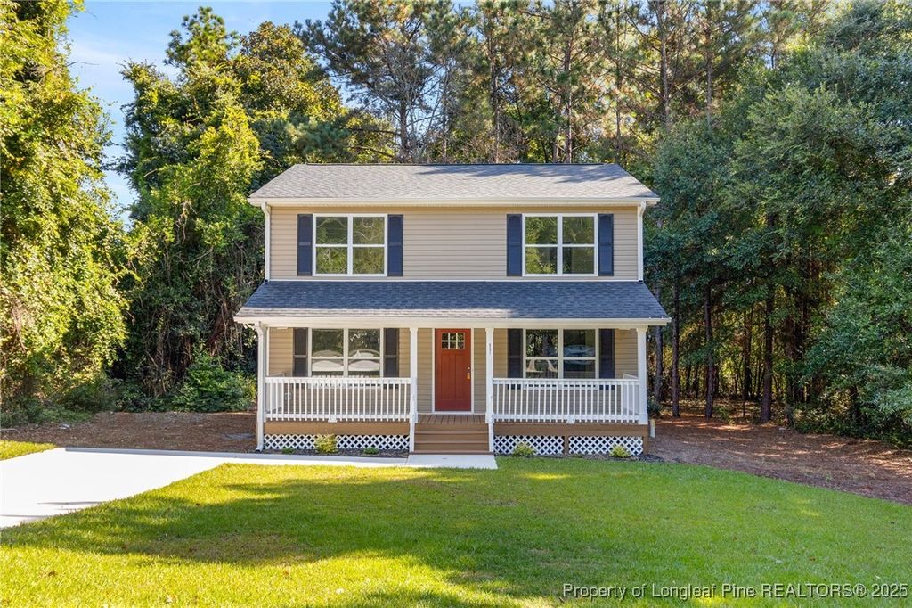 Photo of 931 W Connecticut Avenue, Southern Pines, NC 28387 (MLS # 751593)