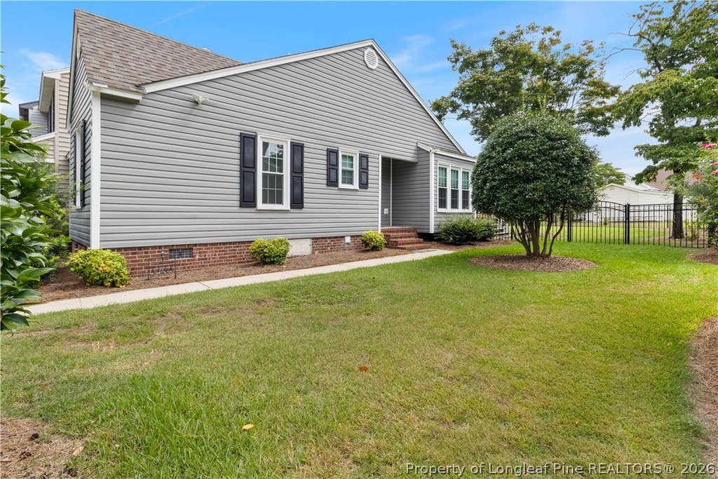 Photo of 4844 Pinedale Boulevard, Lumberton, NC 28358 (MLS # 768025)