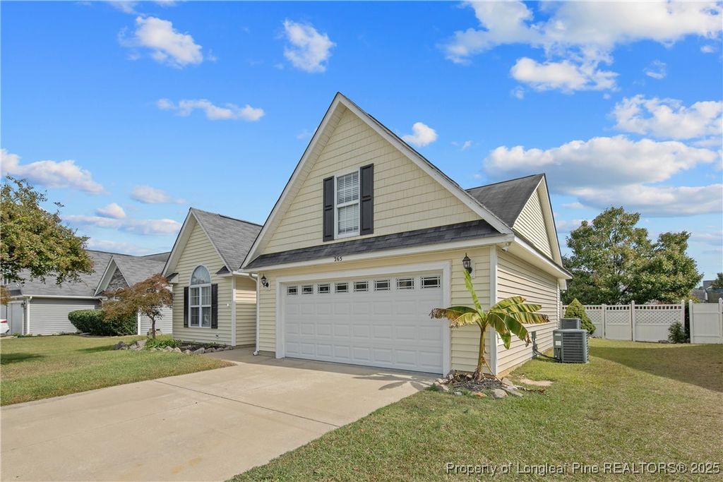 Photo of 265 Huntington Drive, Raeford, NC 28376 (MLS # 752069)