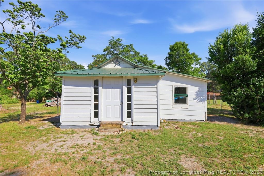 Photo of 416 / 420 Wakefield Drive, Hope Mills, NC 28348 (MLS # 762934)