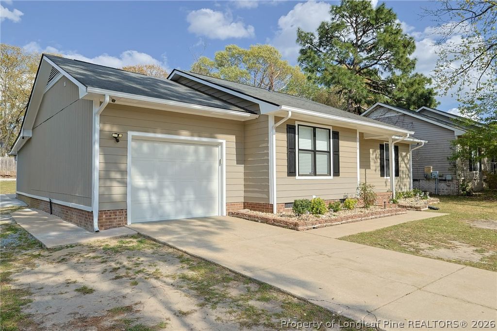 Photo of 6826 Marlowe Drive, Fayetteville, NC 28314 (MLS # 760280)