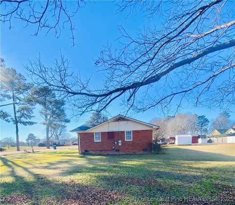 A home in Dunn