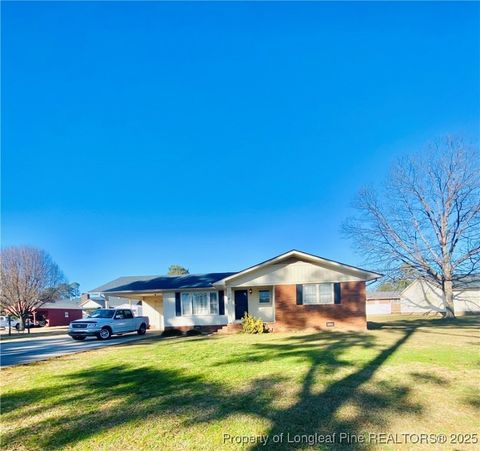 A home in Dunn