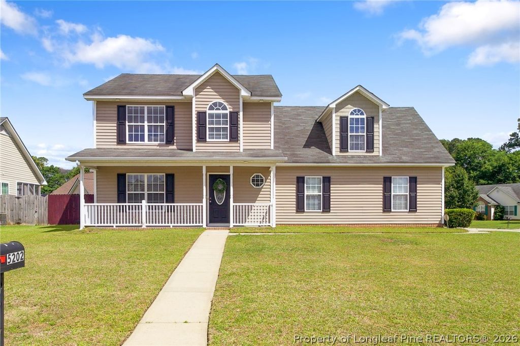 Photo of 5202 Woodpecker Drive, Hope Mills, NC 28348 (MLS # 762646)