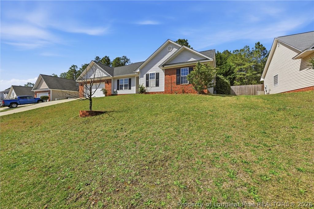 Photo of 800 Bramblegate Road, Hope Mills, NC 28348 (MLS # 759224)