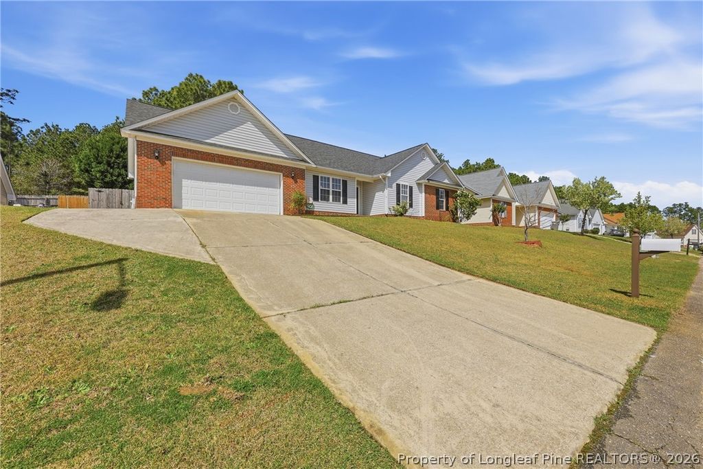 Photo of 800 Bramblegate Road, Hope Mills, NC 28348 (MLS # 759224)