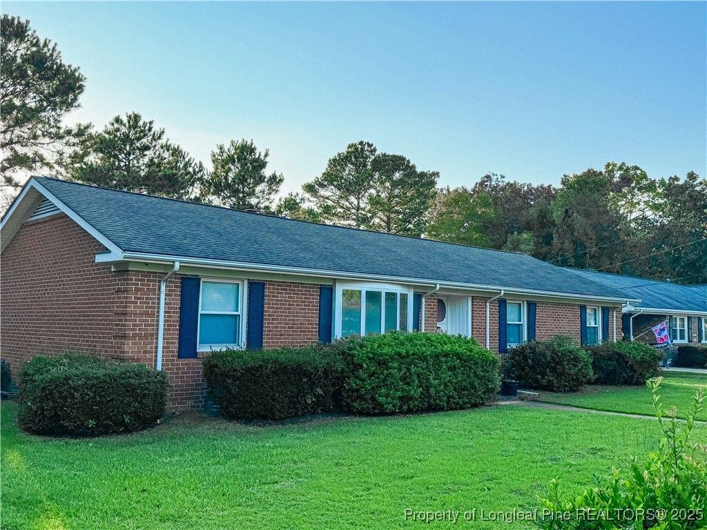 Photo of 332 Rainier Drive, Fayetteville, NC 28314 (MLS # 754581)