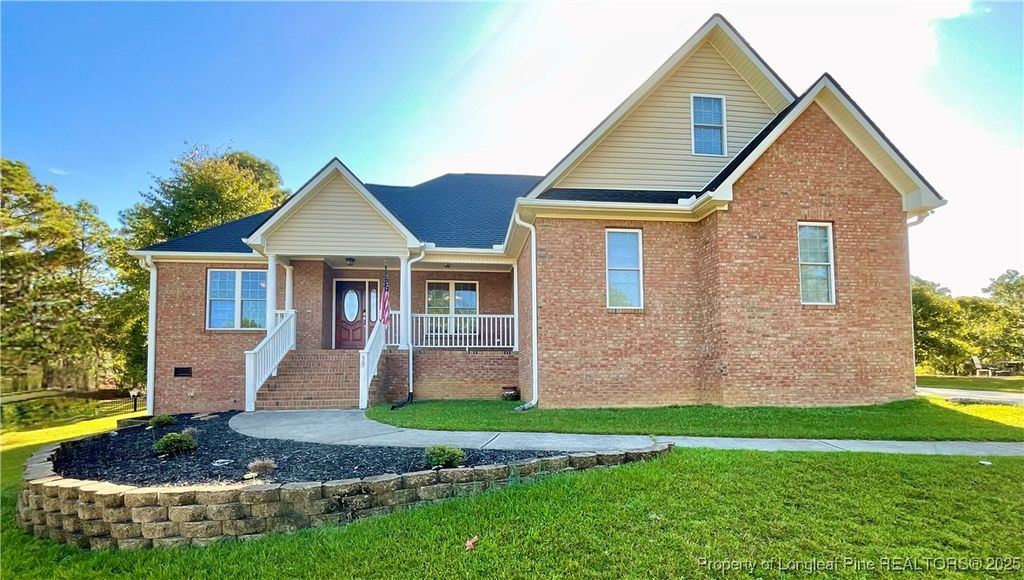 Photo of 39 Wood Run, Sanford, NC 27332 (MLS # 752987)