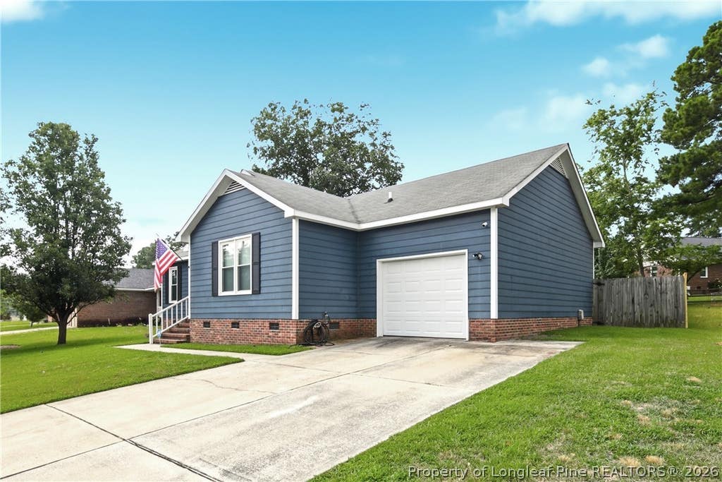 Photo of 853 Santiato Drive, Fayetteville, NC 28314 (MLS # 764624)