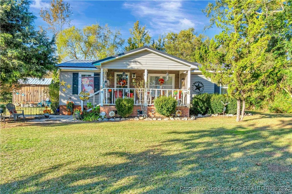 Photo of 437 Paul Rd. Rd, Pembroke, NC 28372 (MLS # 752915)