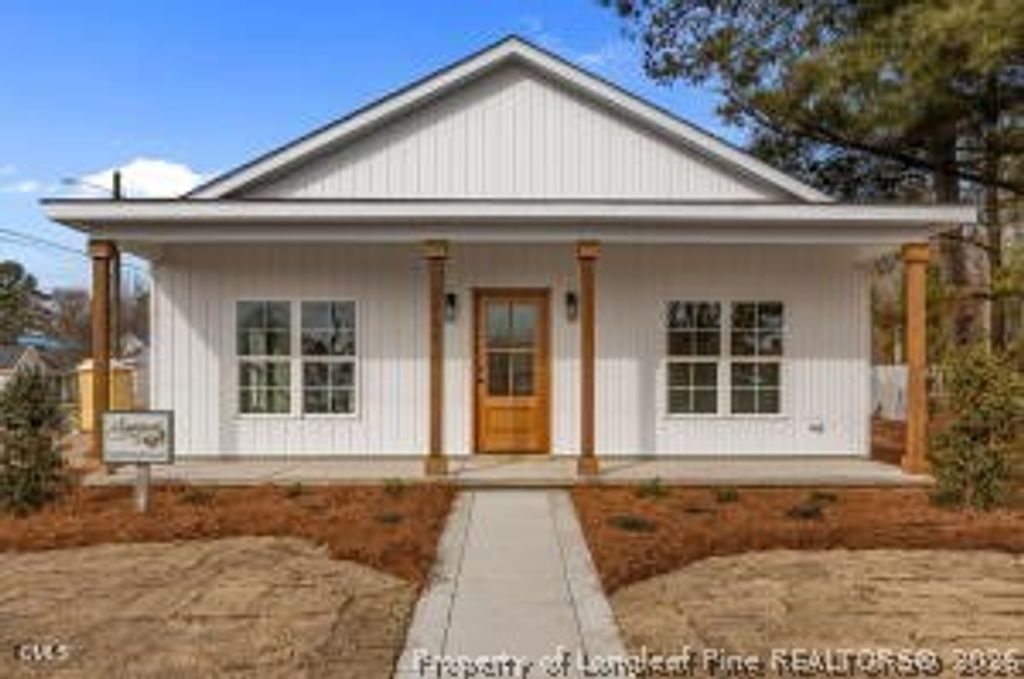 Photo of 206 S Wall Street, Benson, NC 27504 (MLS # 760719)