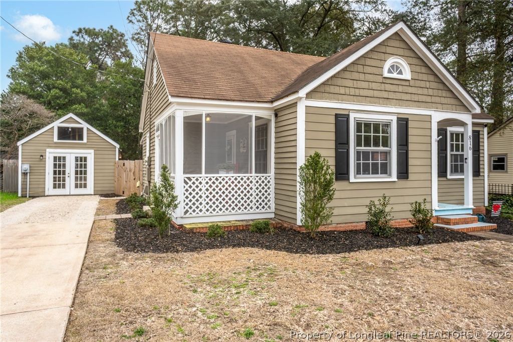 Photo of 816 Greenland Drive, Fayetteville, NC 28305 (MLS # 758374)