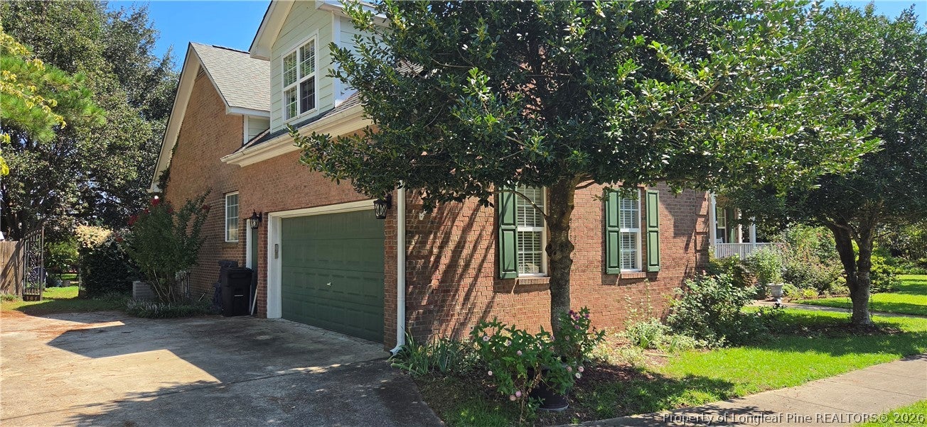 6104 Castlebrooke Lane