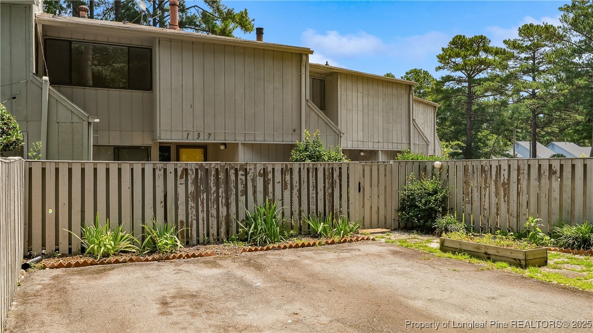 137 Mallards Cove