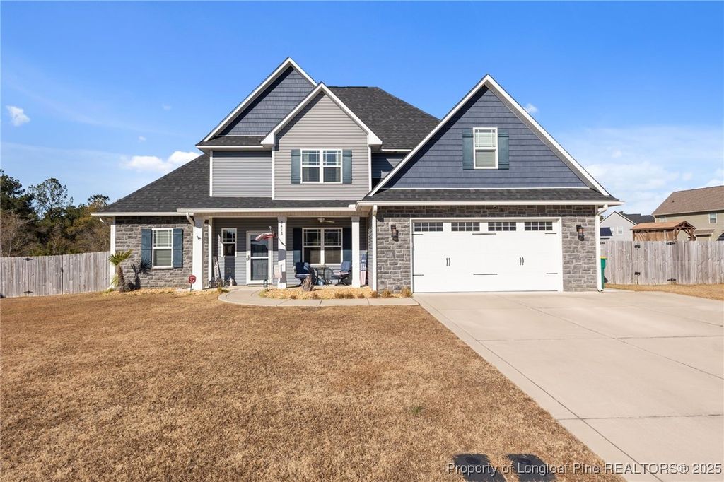 Photo of 2418 Bankswood Court, Fayetteville, NC 28304 (MLS # 754685)