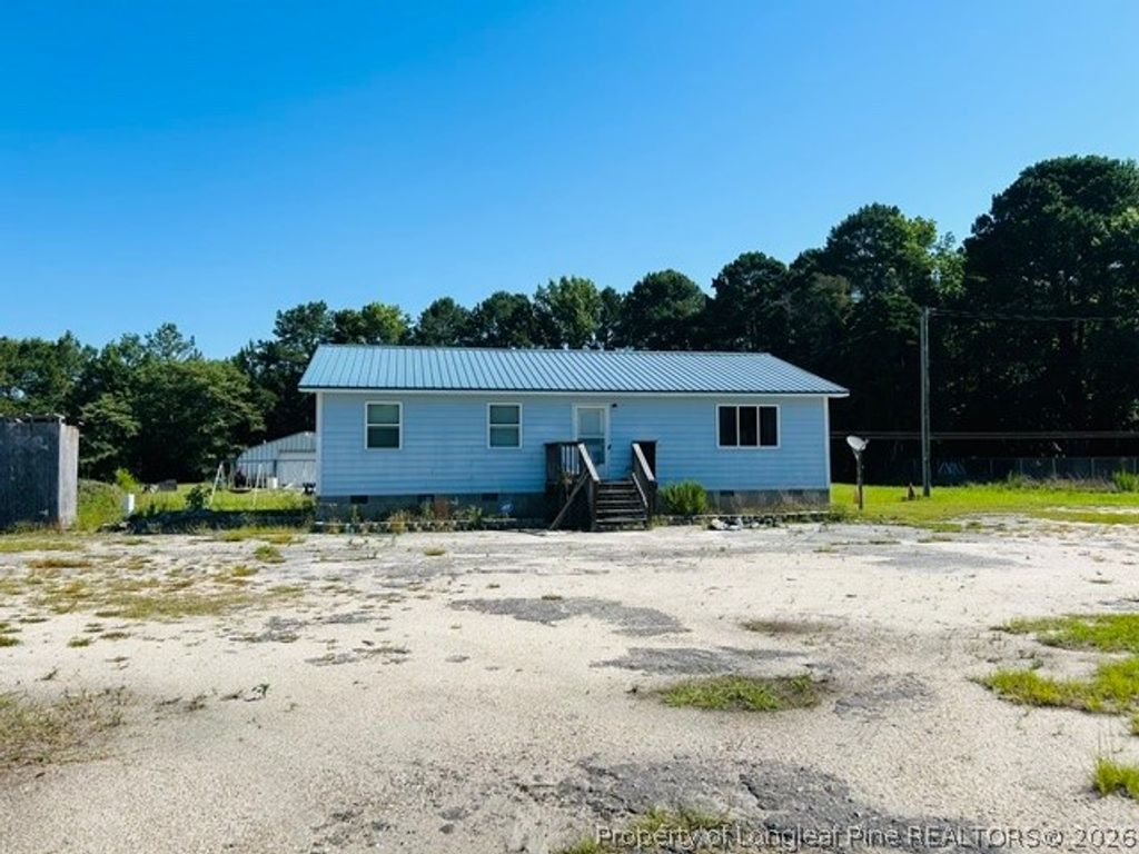 Photo of 4579 Pine Log Road, Lumberton, NC 28360 (MLS # 763826)