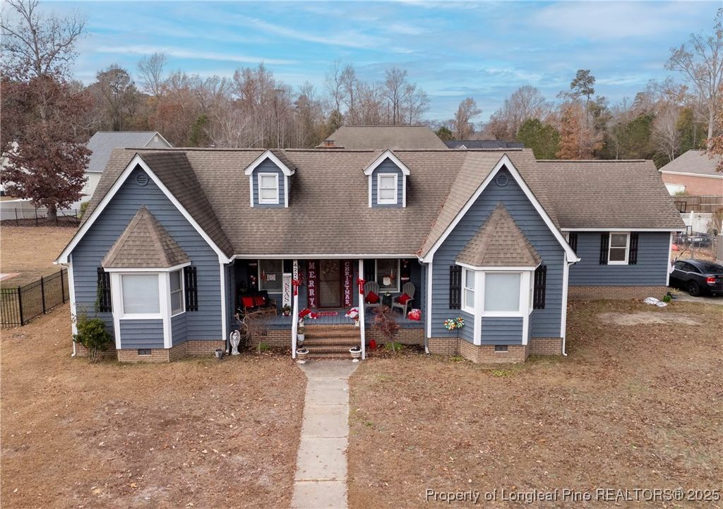 Photo of 4225 Manchester Lane, Lumberton, NC 28360 (MLS # 754484)