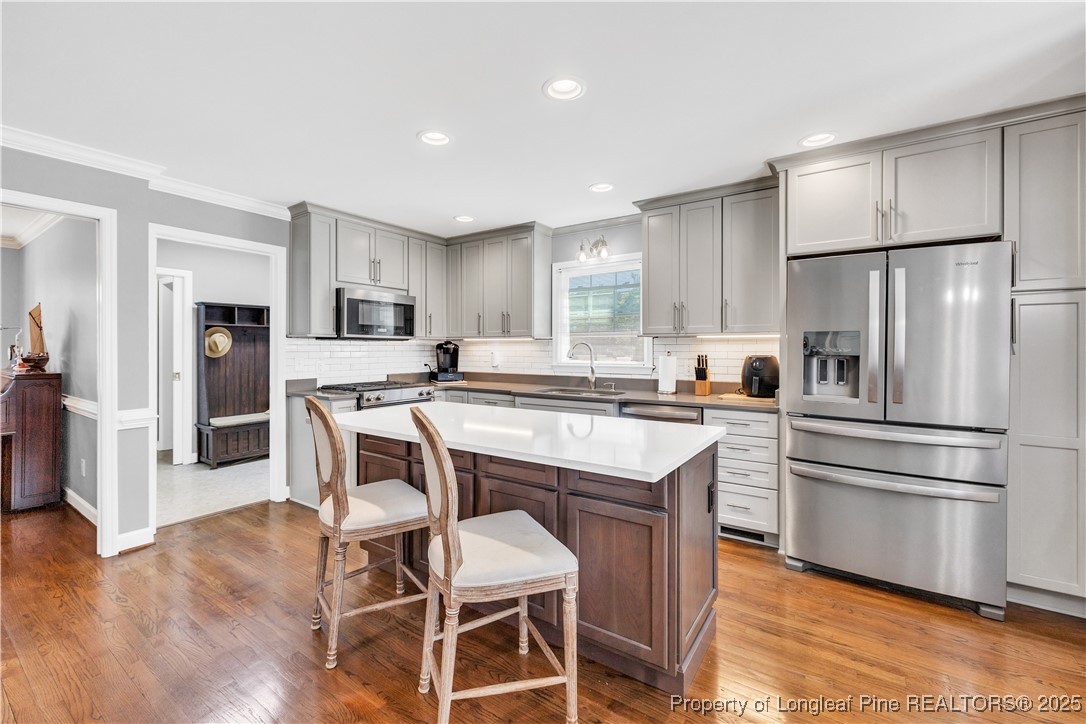 1110 Oakridge Boulevard