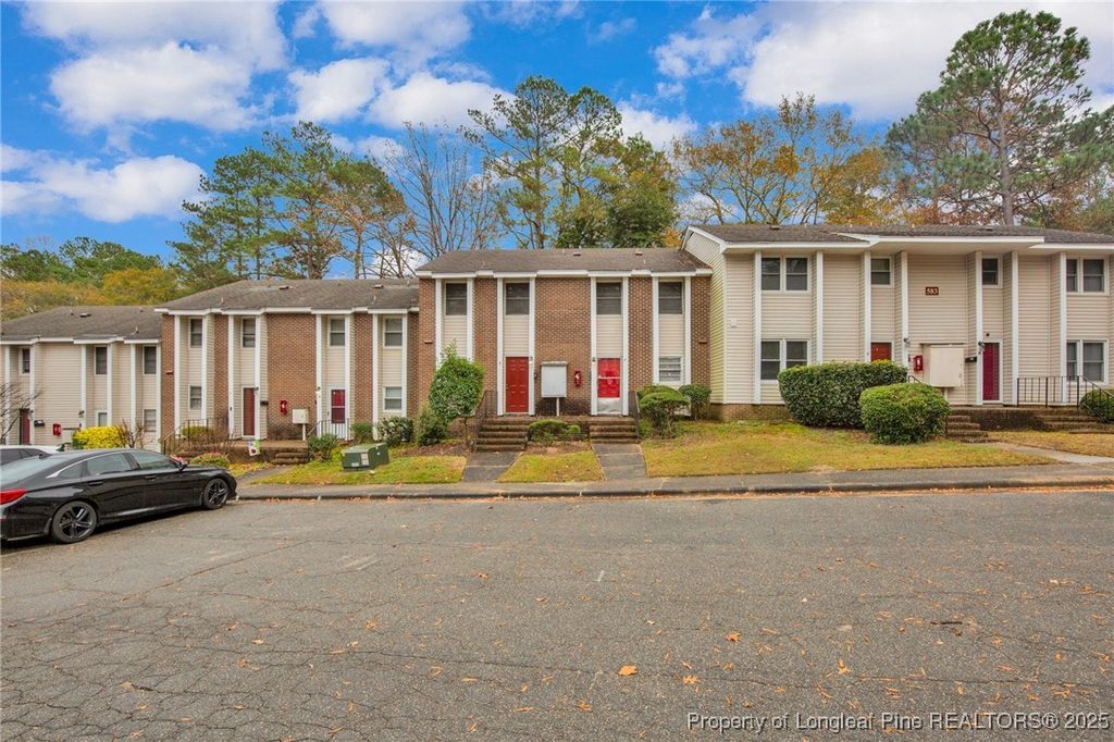 Photo of 583 Winding Creek Road #F, Fayetteville, NC 28305 (MLS # 753956)