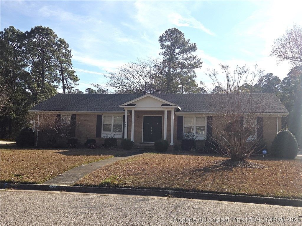 Photo of 402 Arlington Road, Lumberton, NC 28358 (MLS # 753926)