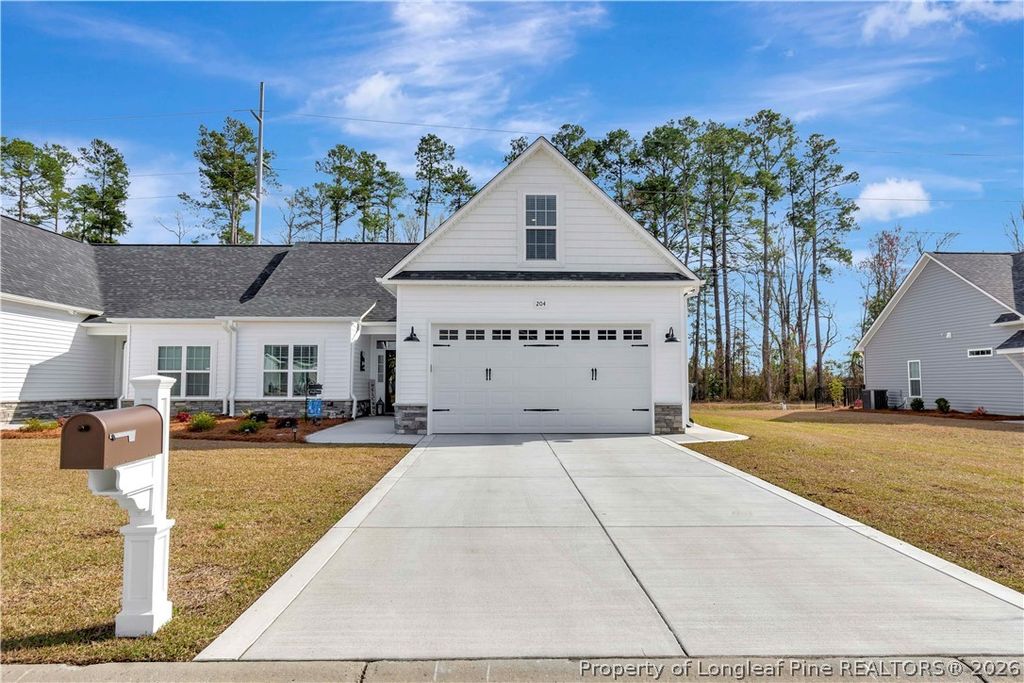 Photo of 204 Oak Pointe Circle, Lumberton, NC 28358 (MLS # 762267)