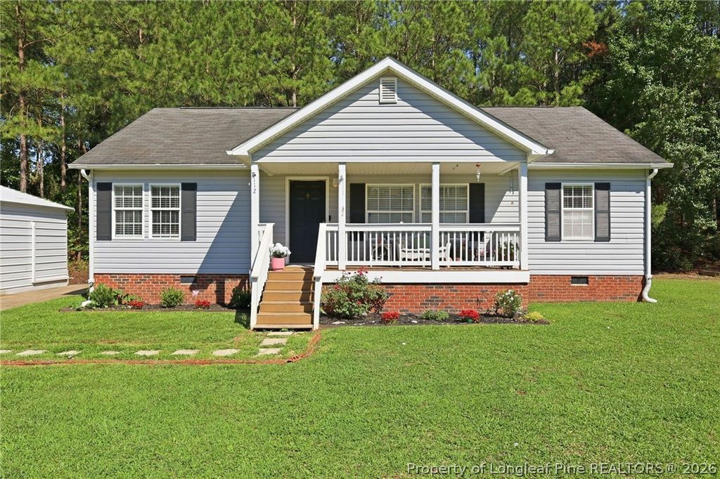 Photo of 112 Hunter View Lane, Coats, NC 27521 (MLS # 763538)