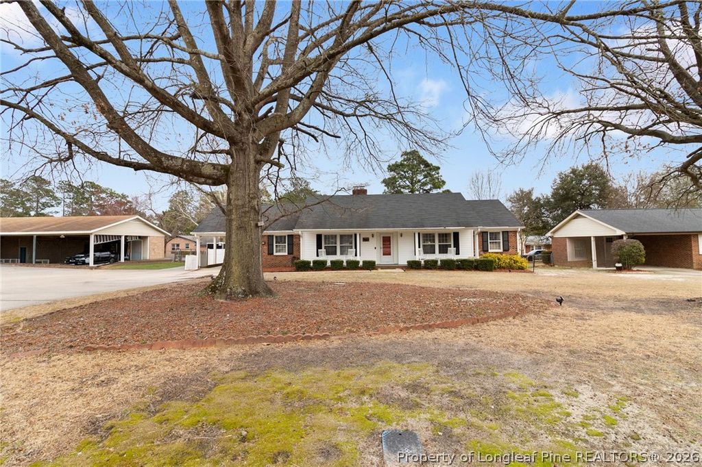 Photo of 3601 Golfview Road, Hope Mills, NC 28348 (MLS # 758432)