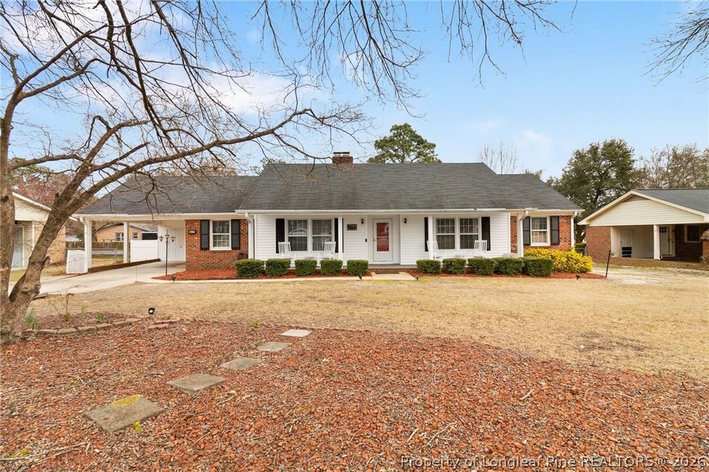 Photo of 3601 Golfview Road, Hope Mills, NC 28348 (MLS # 758432)