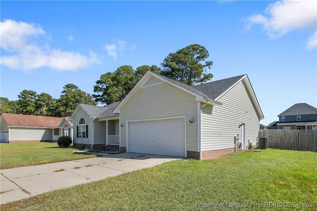 Photo of 1531 Clan Campbell Drive, Raeford, NC 28376 (MLS # 751953)