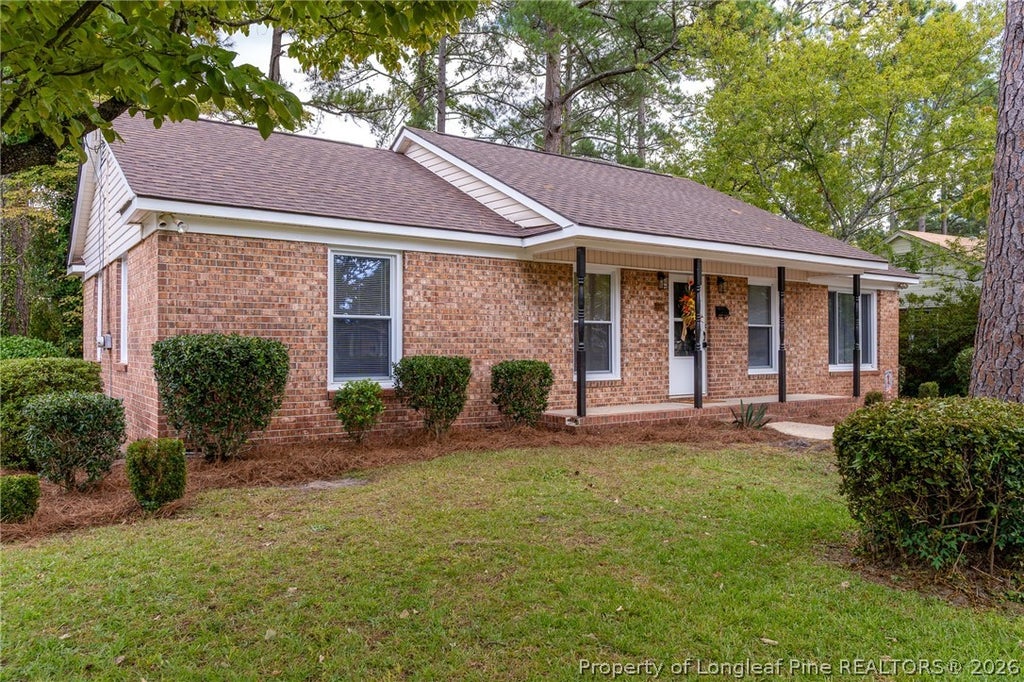 Photo of 5068 Chesapeake Road, Fayetteville, NC 28311 (MLS # 769950)