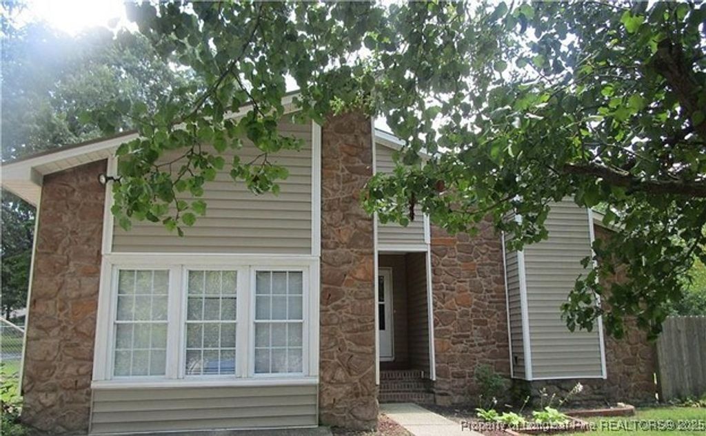 Photo of 91 Sandalwood Drive, Spring Lake, NC 28390 (MLS # 751652)