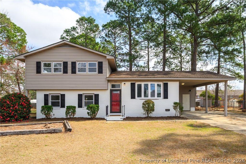 Photo of 3217 Rouse Drive, Fayetteville, NC 28306 (MLS # 758481)
