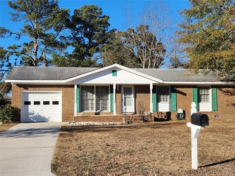 Photo of 706 Regina Drive, Spring Lake, NC 28390 (MLS # 754650)