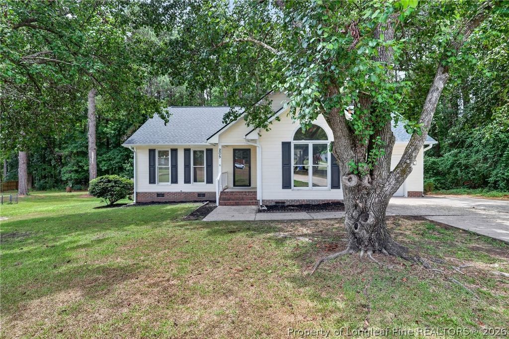 Photo of 205 Whitechapel Lane, Raeford, NC 28376 (MLS # 766033)