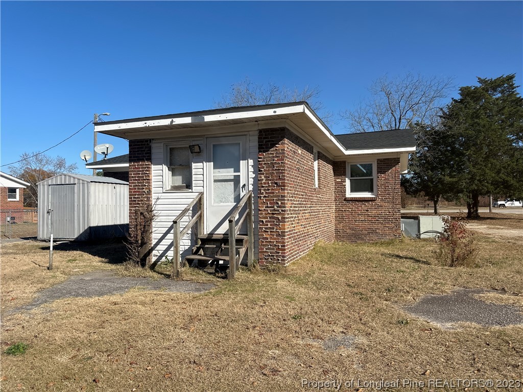 1401 N Bragg Boulevard