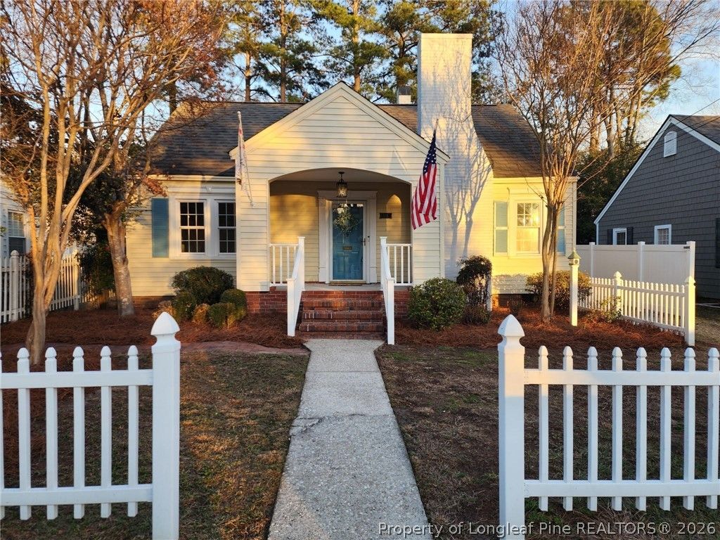 Photo of 123 Ellington Street, Fayetteville, NC 28305 (MLS # 757362)