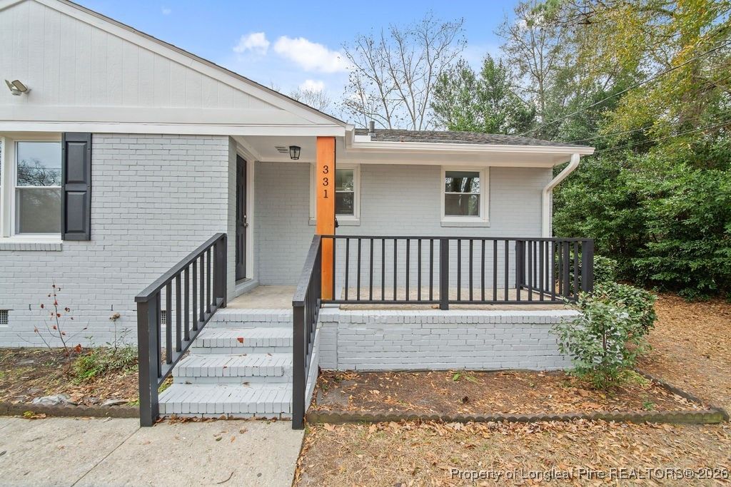 Photo of 331 Richmond Drive, Fayetteville, NC 28304 (MLS # 756030)