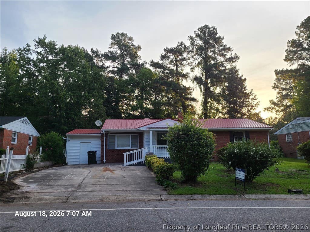 Photo of 1477 Thelbert Drive Thelbert Drive, Fayetteville, NC 28301 (MLS # 767957)
