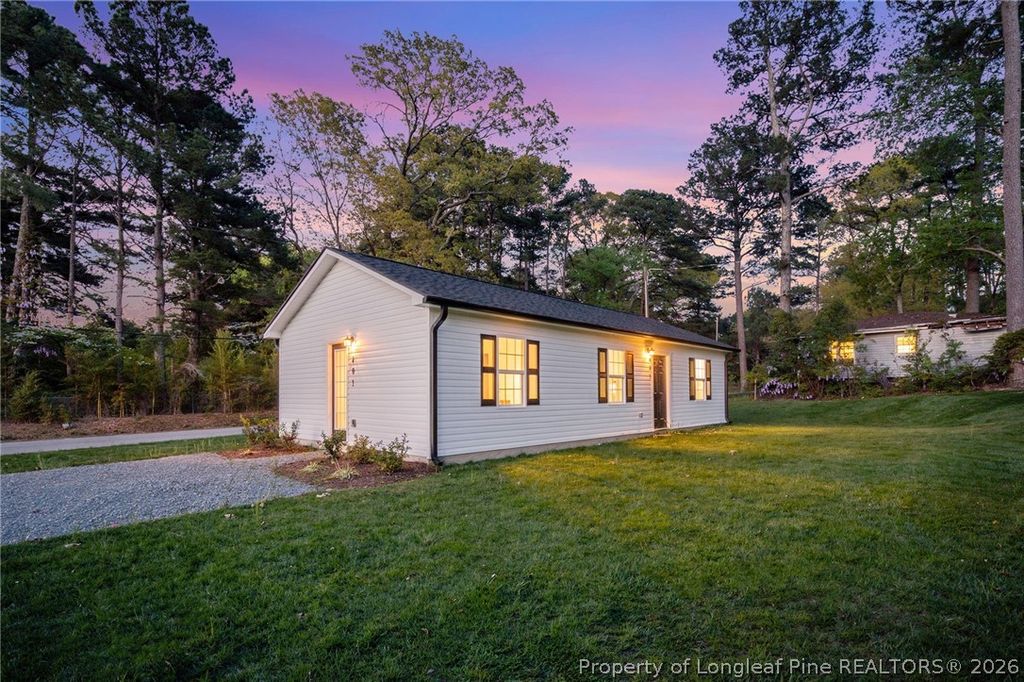 Photo of 401 Cedric Street, Fayetteville, NC 28303 (MLS # 760043)