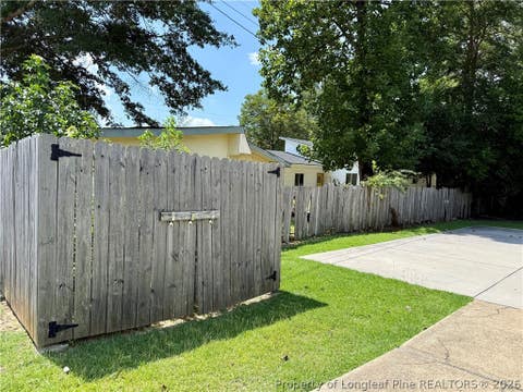 Tiny photo for 581 N Reilly Road, Fayetteville, NC 28303 (MLS # 767714)